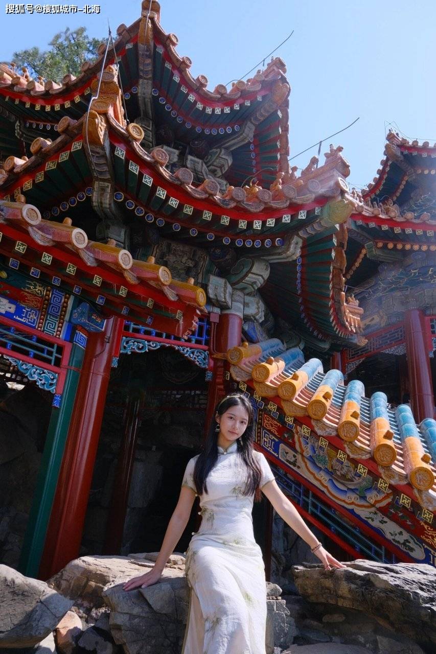 网红推荐报团去北京旅游5天大概多少人民币？网红推荐北京五天四晚需要多少钱