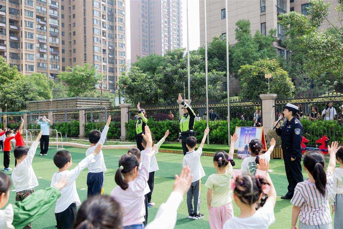 中普理财(中普理财分公司负责人如何处罚违法行为)